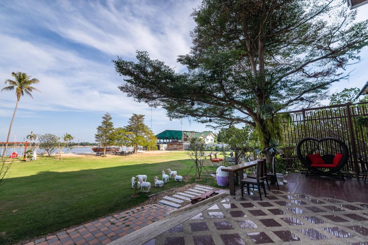Vieng Khong Hotel Mukdahan Exterior foto